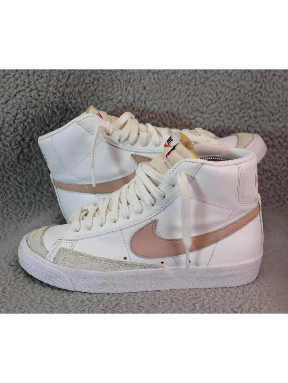 Women Size 8 Nike Blazer '77 Vintage Mid White Pink Oxford